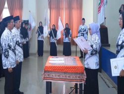Wabup Kampar Lantik Pengurus Cabang PGRI 3 Kecamatan