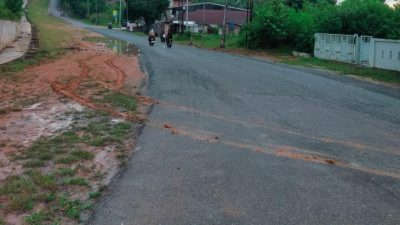 Pemkab Kampar Lakukan Perawatan dan Perbaikan Jalan
