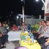 Kapolres Kampar Datangi Warga, Bersilaturrahmi Di Pos Satkamling