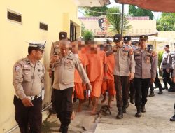 Kapolres Kampar Pimpin Pergeseran 50 Tahanan Narkoba Ke Polda Riau, Proses Hukum Berlanjut Dengan Keamanan Tertinggi
