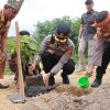 Polres Kampar Gelar Green Policing, Tanam 15 Bibit Pohon Untuk Pelestarian Lingkungan Dan Pencegahan Karhutla