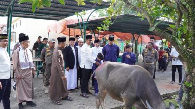 Usai Shalat Id, Bupati Kampar Tinjau Posko Qurban di Berbagai Titik