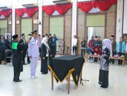 Pemkab Kampar Lantik 17 Pejabat Administrator dan Pengawas serta 16 Kepala Sekolah