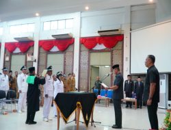 Bupati Kampar Lantik dan Ambil Sumpah 22 Penjabat Kepala Desa
