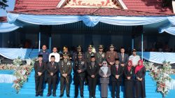 Polres Kampar Gelar Upacara Hari Bhayangkara Ke-80 – Kapolres Bacakan Amanat Presiden, Serahkan Penghargaan & 5 Unit Hentraktor