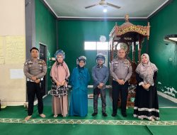 Satlantas Polres Kampar Sosialisasi Lalu Lintas Ke Sekolah – Serahkan 3 buah Helm