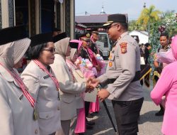 Penuh Haru dan Penghormatan, Polres Kampar Gelar Upacara Pelepasan Purnabhakti 7 Personel