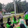 Kapolsek Kampar Kembali Tunjukkan Komitmen Dukung Swasembada Pangan 2026, Panen Jagung Bersama KWT di Padang Mutung