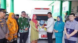 Resmikan Puskesmas Kuntu, Bupati Kampar Serahkan Satu Unit Ambulance