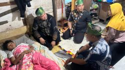 Giat Jumat Berkah Satlantas Polres Kampar: Santuni Korban Laka Lantas di Jalan Peltu Saidan, Tegaskan Polisi Pengayom Masyarakat