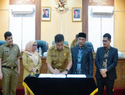 Pemda – DPRD Kampar Tandatangani Nota Kesepakatan Rancangan Perubahan KUA-PPAS T/A 2026