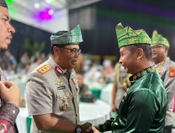 Bupati Kampar Hadiri Kenal Pamit Kapolda Riau