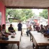 Polisi Bersama Masyarakat: Dari Kedai Jadi Tempat Berbagi Aspirasi dan Pesan Keamanan