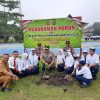 Tanam Harapan Hijau Bersama Siswa, Kapolres Kampar Ajak Generasi Muda Cinta dan Jaga Kelestarian Lingkungan